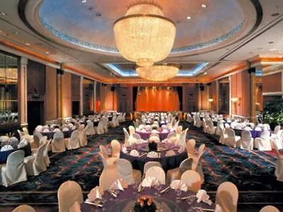 Hotel Harbour Grand Kowloon Hong Kong