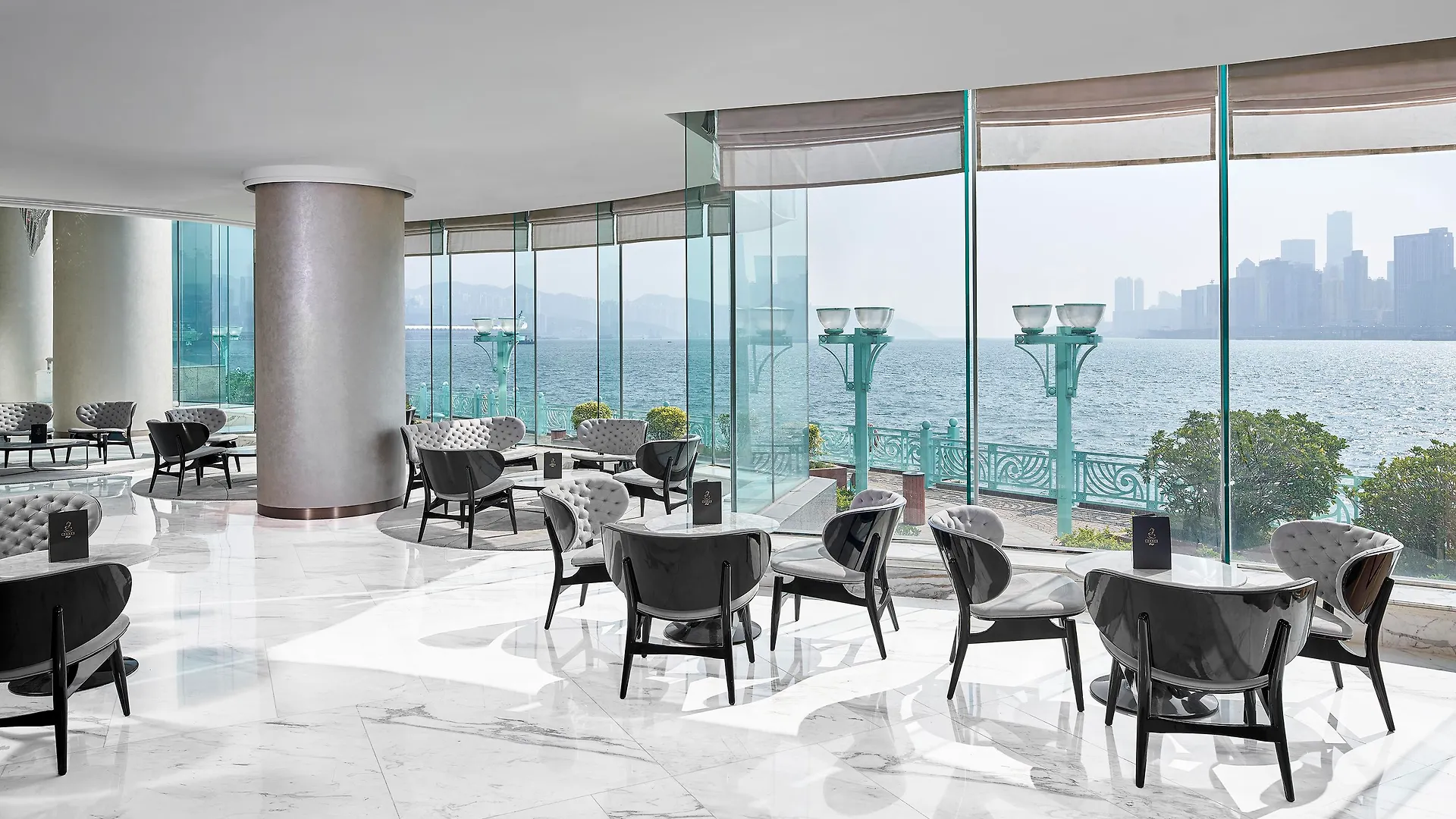 Hotel Harbour Grand Kowloon Hong Kong 5*,