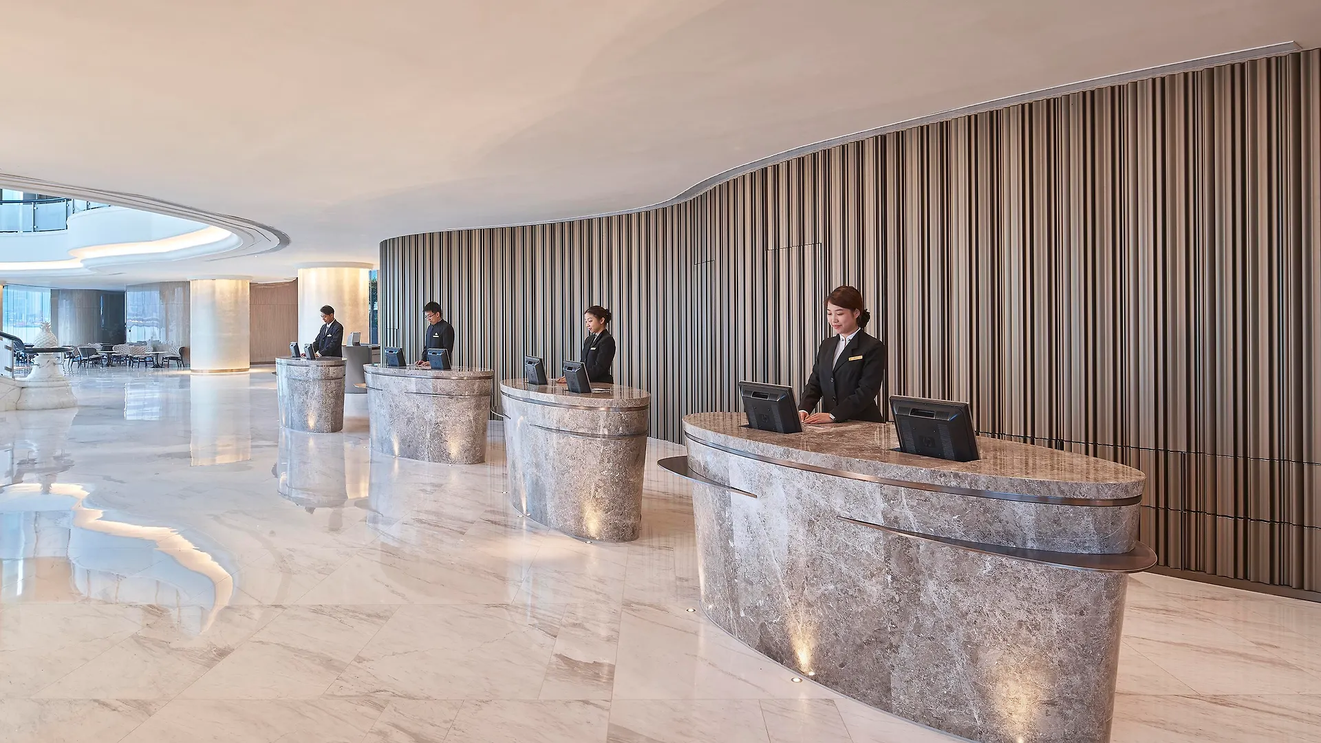 Hotel Harbour Grand Kowloon Hong Kong