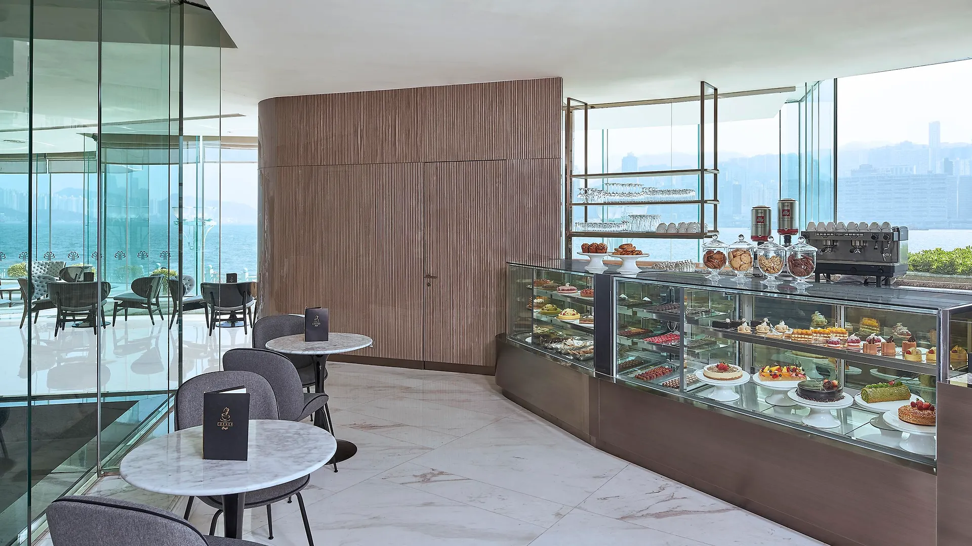 Hotel Harbour Grand Kowloon Hong Kong