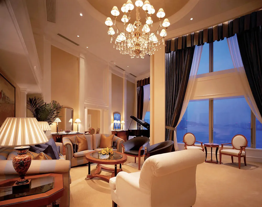 Hotel Harbour Grand Kowloon Hong Kong
