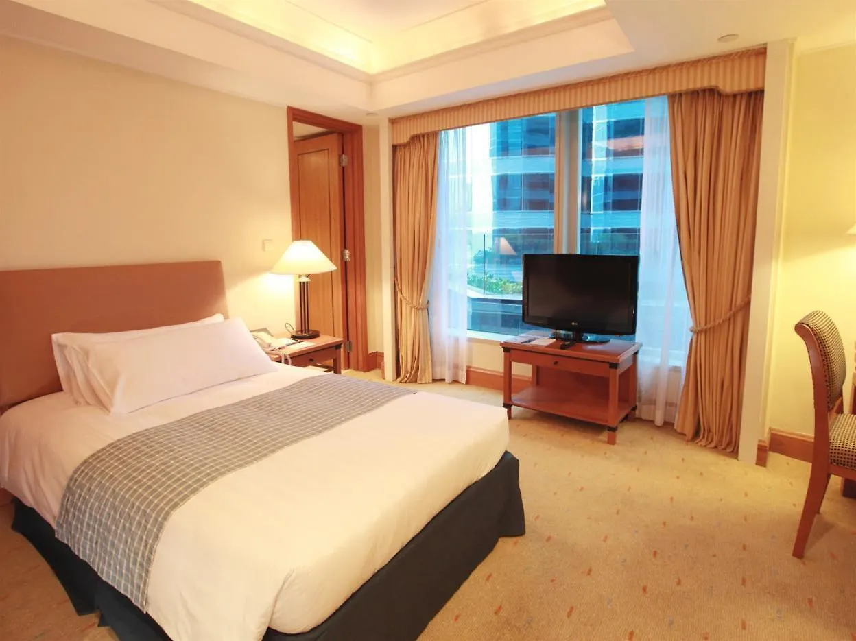 Hotel Harbour Grand Kowloon Hong Kong