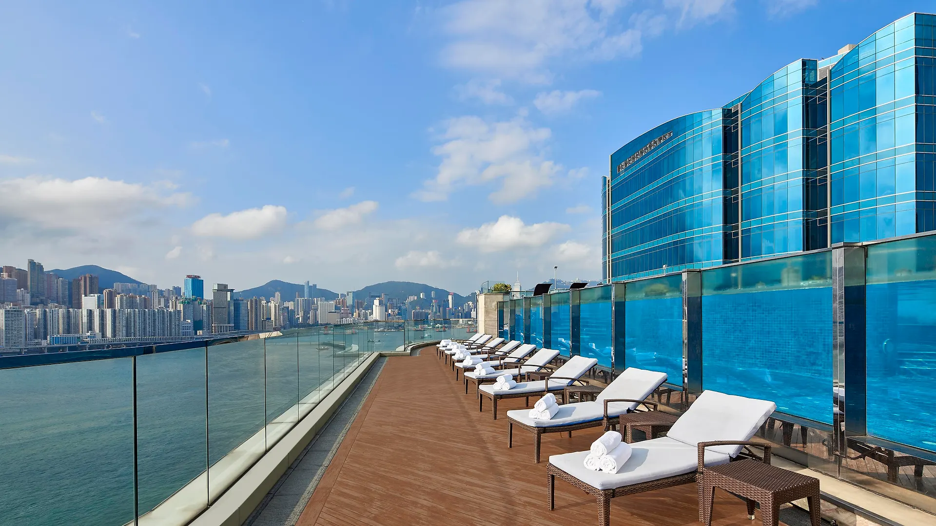 Hotel Harbour Grand Kowloon Hong Kong 5*,  Cina